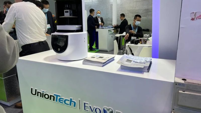 隐形牙套与钢丝牙套：价格背后的技术差异解析